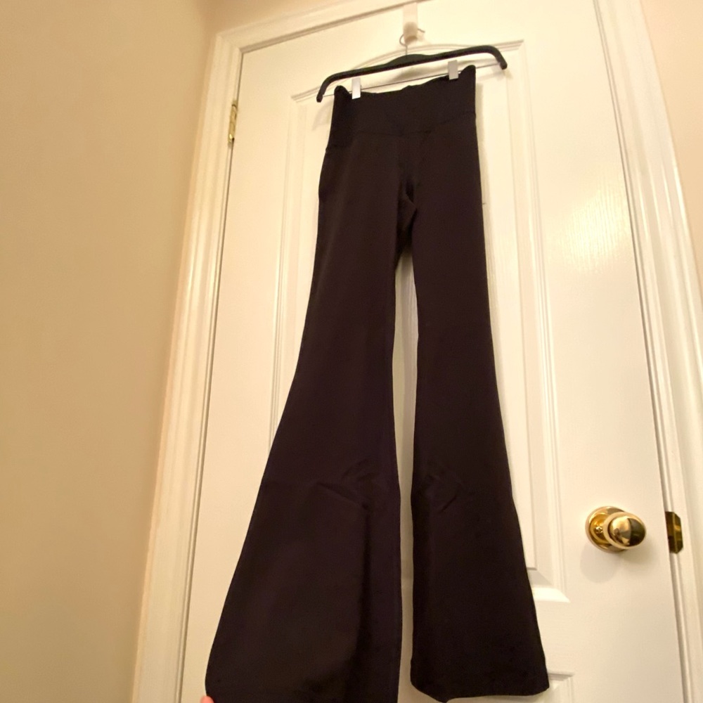 Lululemon Groove Super-High-Rise Flared Pant Nulu * BLACK - Picture 12 of 14